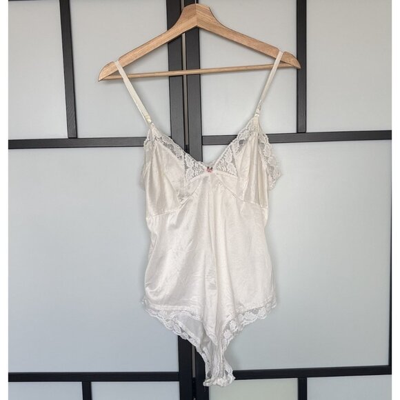 Vintage Bodychic Satin Babydoll Teddy Medium Made In USA Nylon Sexy Romantic - Picture 1 of 15